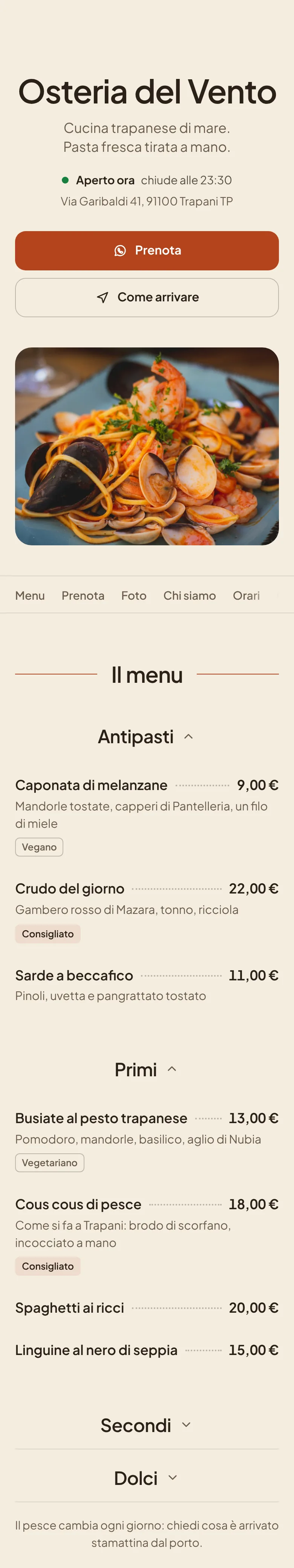 Il sito di un locale con il modello Tavola, dall'alto in basso